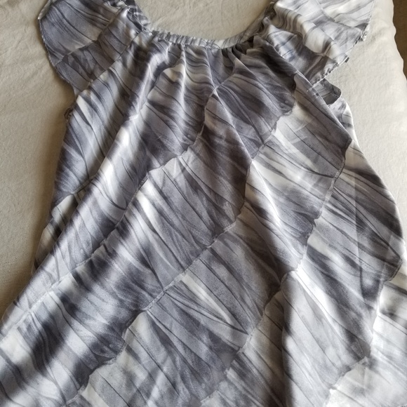 Banana Republic Small Top - Picture 2 of 5